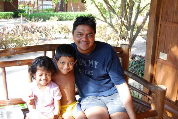 Family outside our bamboo cabana