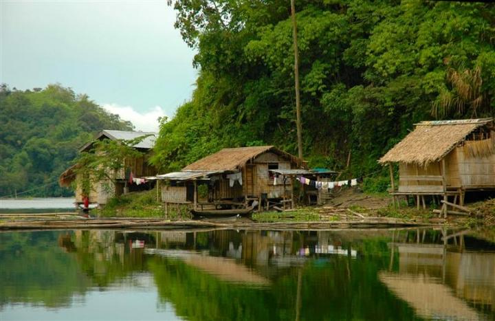 Philippines, Mindanao, Lake Sebu scenery