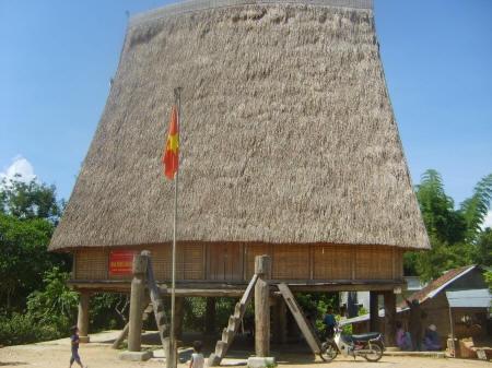 A traditional Bahnar house in Kon Tum. 