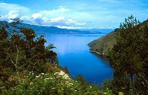 Aproaching Lake Toba on the switchback road south from Medan.