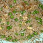 Philippines food: Sinangag or Eggs and Peas Fried Rice