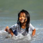 Mindanao, Sarangani Bay, tropicana beach resort, young girl playing